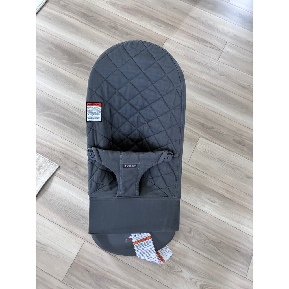 BabyBjorn Bouncer Bliss Anthracite Cotton Petal Quilt Ergonomic Baby Seat